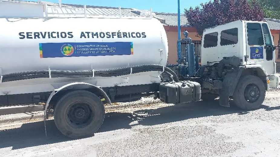 Nuevo camión atmosférico beneficiará a la comunidad de Jacobacci